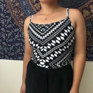 🎈2/15 Decree Women's crop tank top never worn